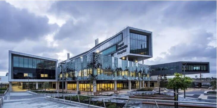 The Heart Of The Cbd - 2br Modern Wi-fi * Adelaide